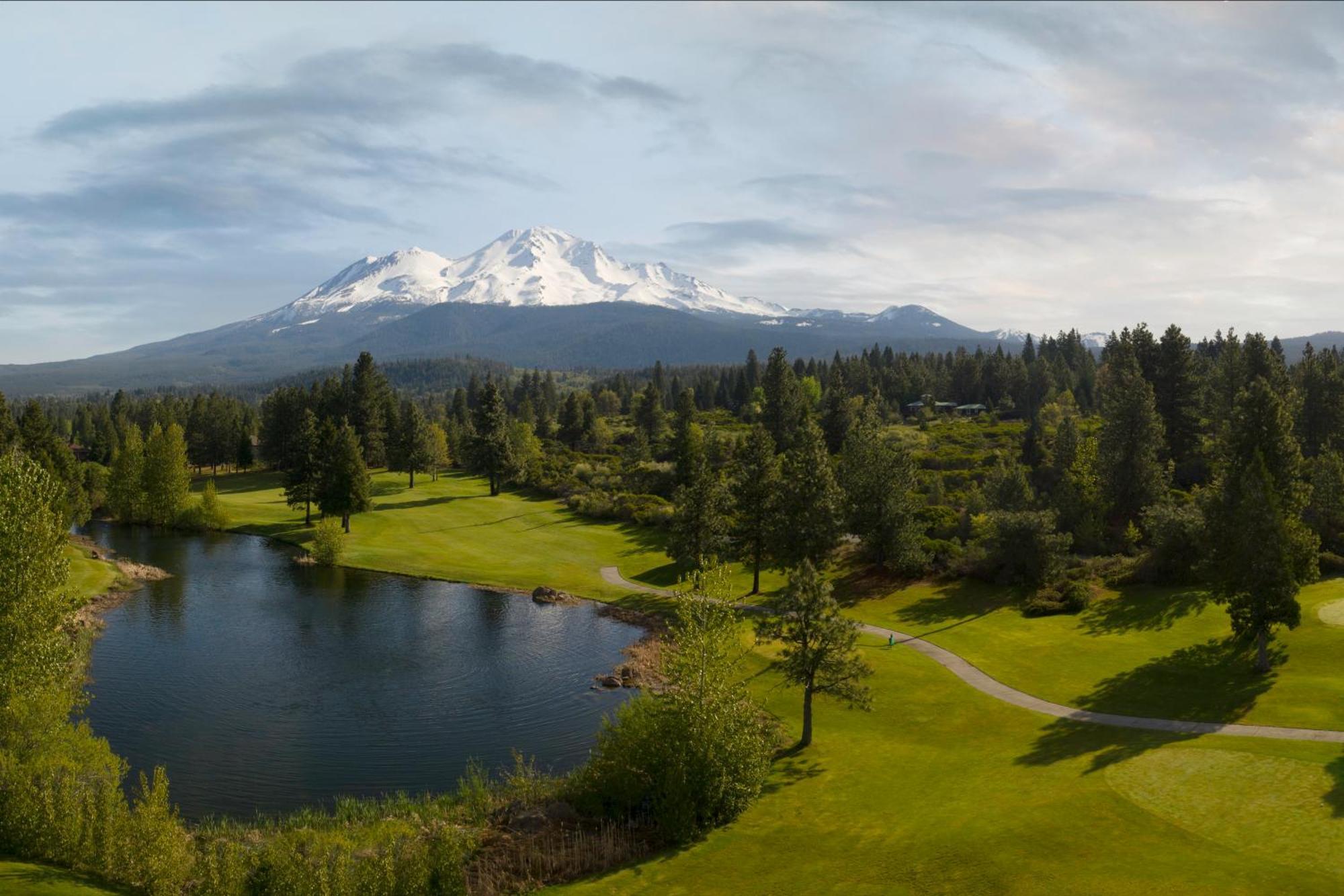 Mount Shasta Resort Экстерьер фото