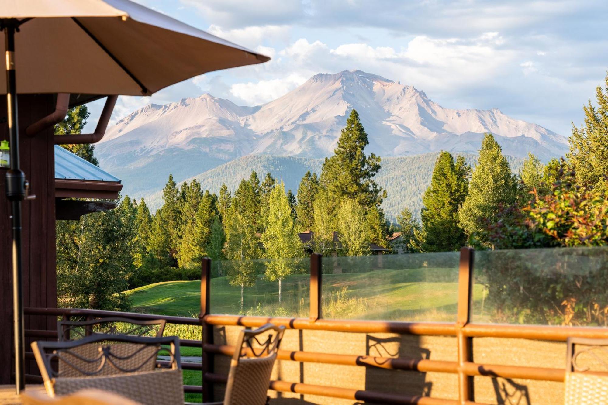 Mount Shasta Resort Экстерьер фото